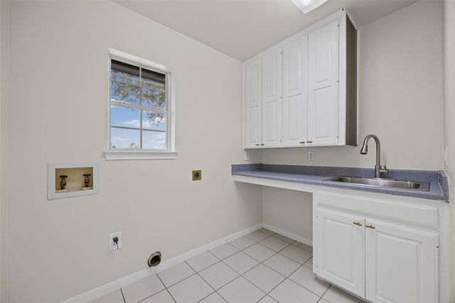 4205 Park DR, Lago Vista, TX 78645