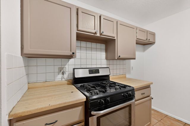 1153 Maple Street, Bernalillo, NM 87004