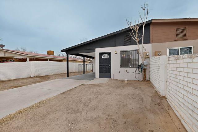 1153 Maple Street, Bernalillo, NM 87004