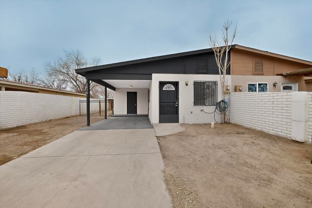 1153 Maple Street, Bernalillo, NM 87004