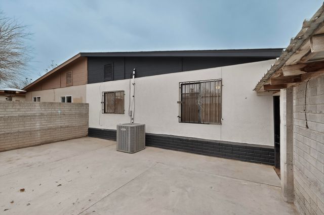 1153 Maple Street, Bernalillo, NM 87004