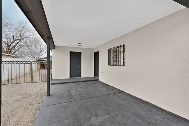 1153 Maple Street, Bernalillo, NM 87004