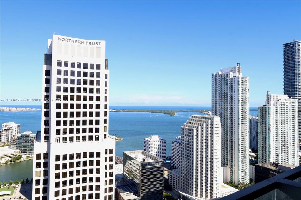 68 SE 6th St 3607, Miami, FL 33131