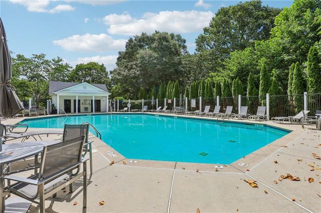 1400 Kilmington Court, Alpharetta, GA 30009