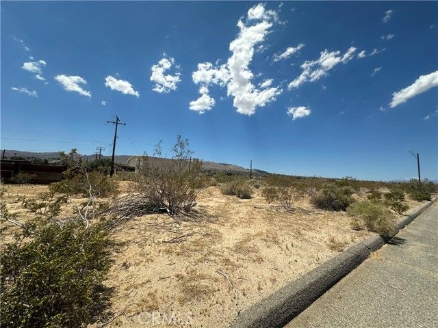 0 Sunset Road, Joshua Tree, CA 92252