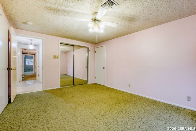 90 BLUET LN, Castle Hills, TX 78213
