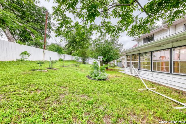 90 BLUET LN, Castle Hills, TX 78213