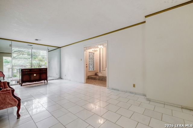 90 BLUET LN, Castle Hills, TX 78213