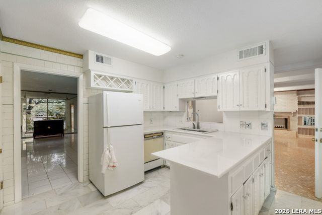 90 BLUET LN, Castle Hills, TX 78213