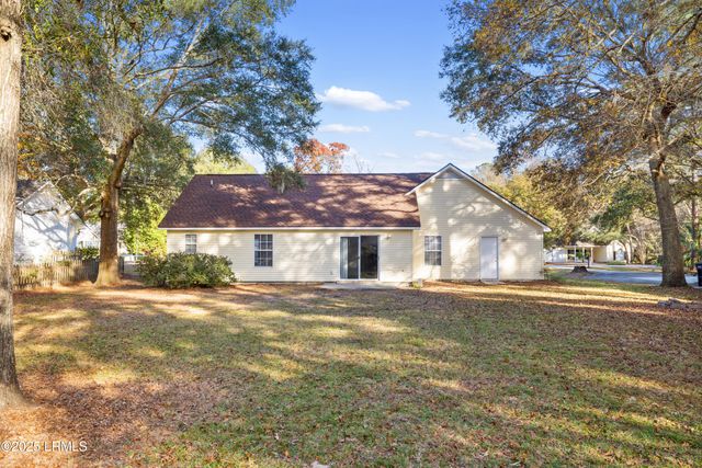 36 Le Moyne Drive, Beaufort, SC 29907