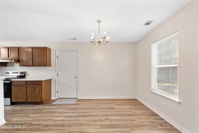 36 Le Moyne Drive, Beaufort, SC 29907