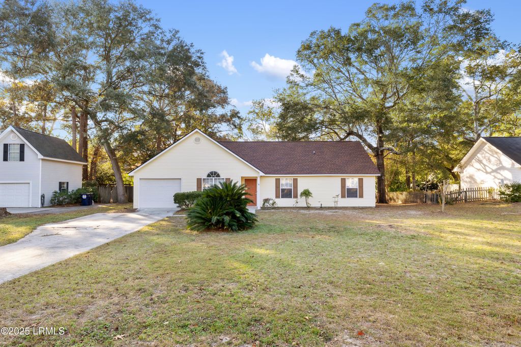 36 Le Moyne Drive, Beaufort, SC 29907