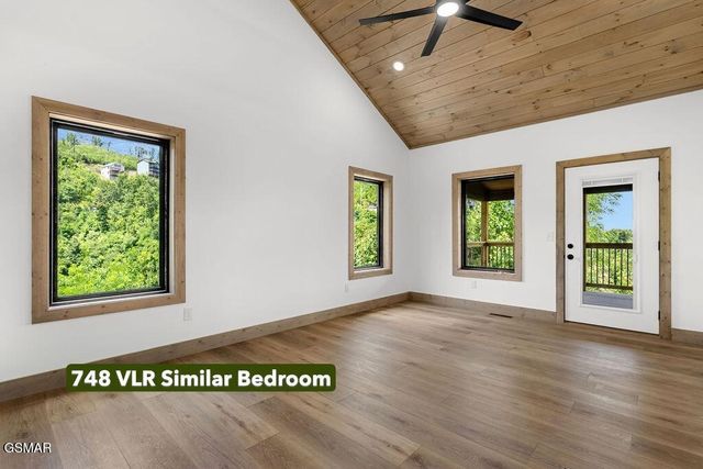 748 Village Loop Road, Gatlinburg, TN 37738