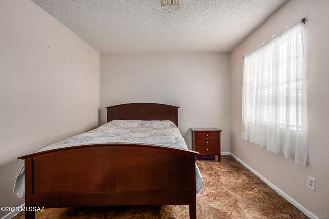 3049 W Avior Drive, Tucson, AZ 85742