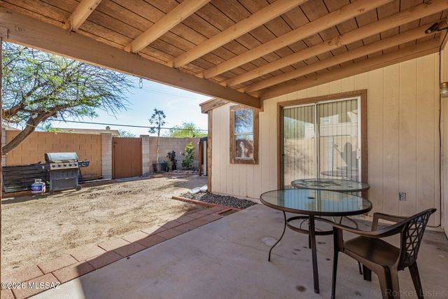 3049 W Avior Drive, Tucson, AZ 85742