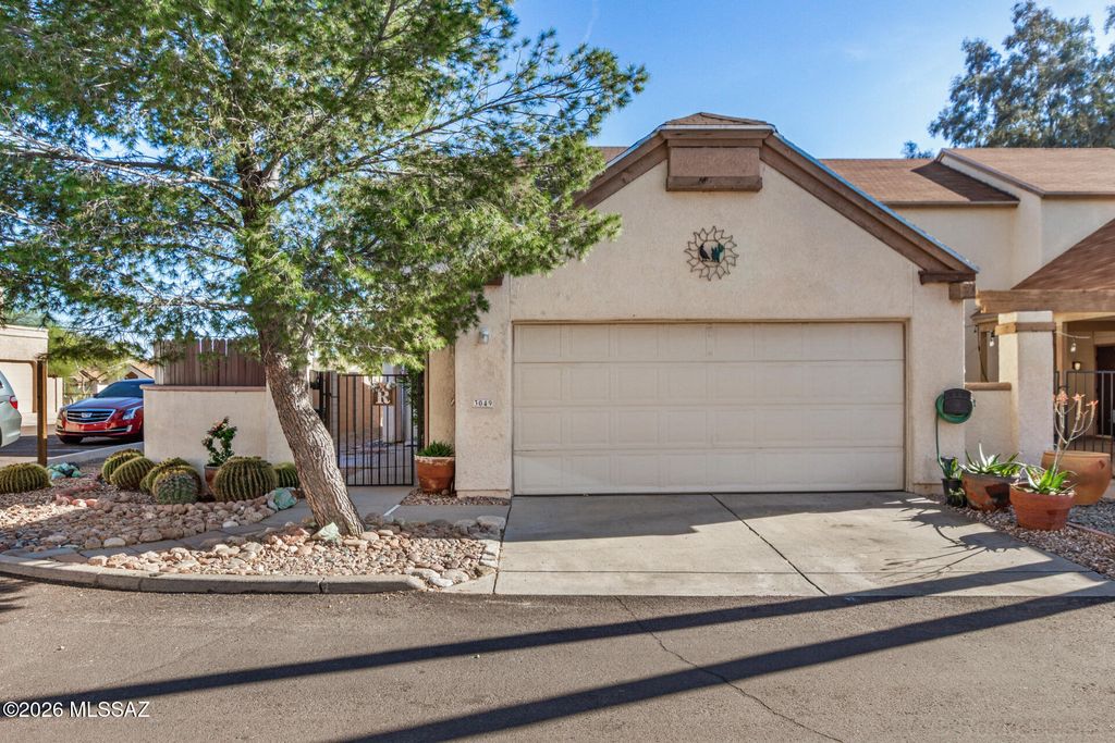 3049 W Avior Drive, Tucson, AZ 85742