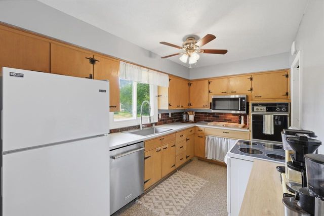 6014 Hammersley Road, Madison, WI 53711