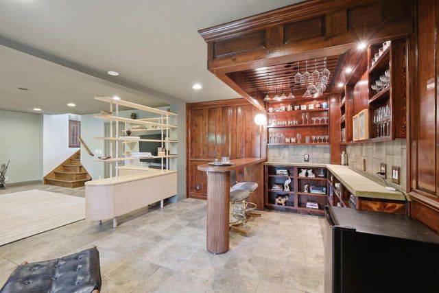 6014 Hammersley Road, Madison, WI 53711