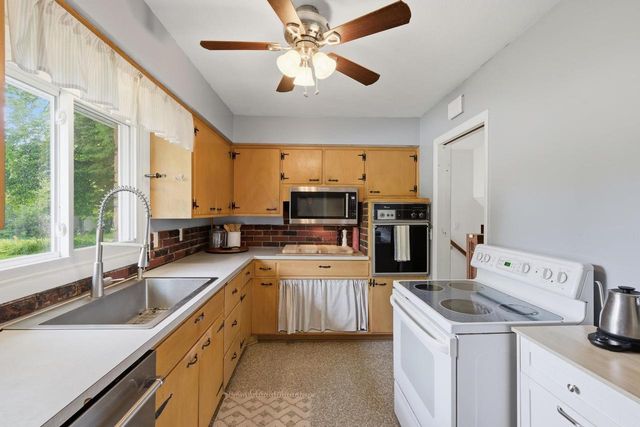6014 Hammersley Road, Madison, WI 53711