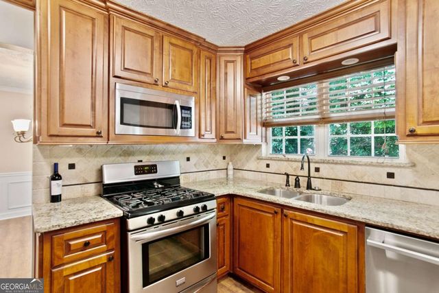 2821 Amhurst Way NW, Kennesaw, GA 30144