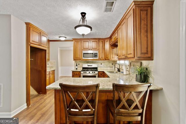 2821 Amhurst Way NW, Kennesaw, GA 30144