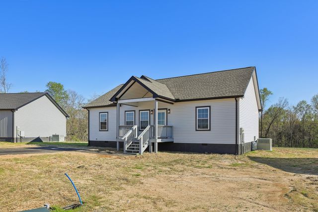 80 Amos Circle, Lafayette, TN 37083
