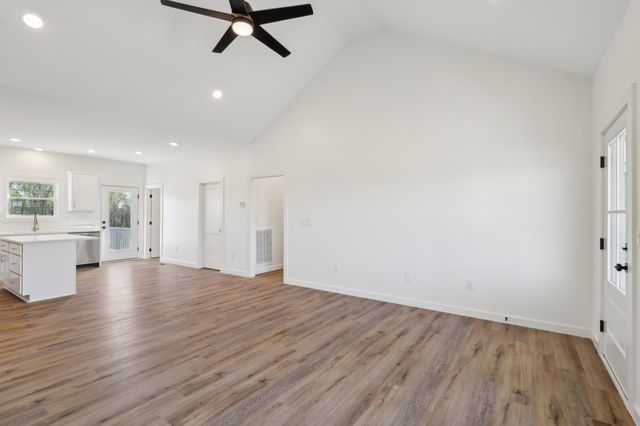 80 Amos Circle, Lafayette, TN 37083