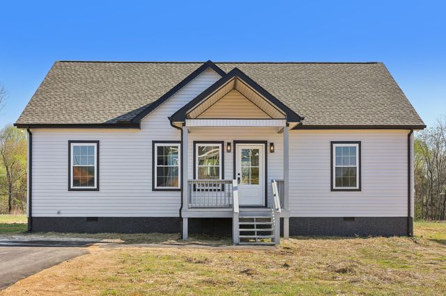 80 Amos Circle, Lafayette, TN 37083