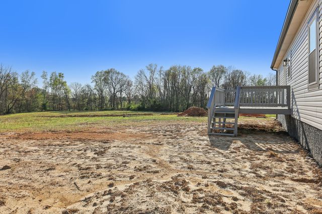 80 Amos Circle, Lafayette, TN 37083