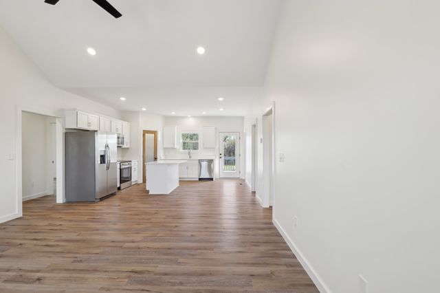 80 Amos Circle, Lafayette, TN 37083