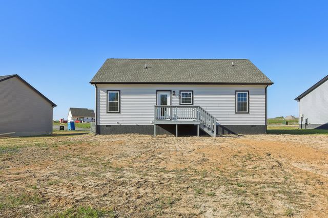 80 Amos Circle, Lafayette, TN 37083