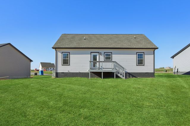 80 Amos Circle, Lafayette, TN 37083