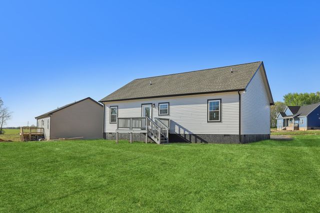 80 Amos Circle, Lafayette, TN 37083