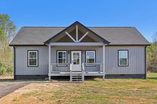 80 Amos Circle, Lafayette, TN 37083