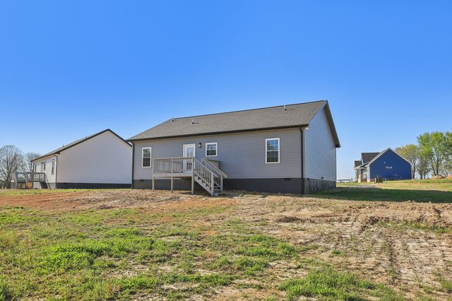 80 Amos Circle, Lafayette, TN 37083