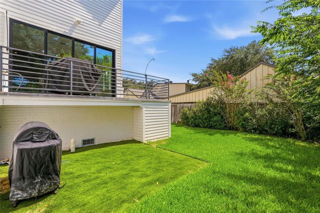 4923 Loch Lomond Drive Drive, Houston, TX 77096