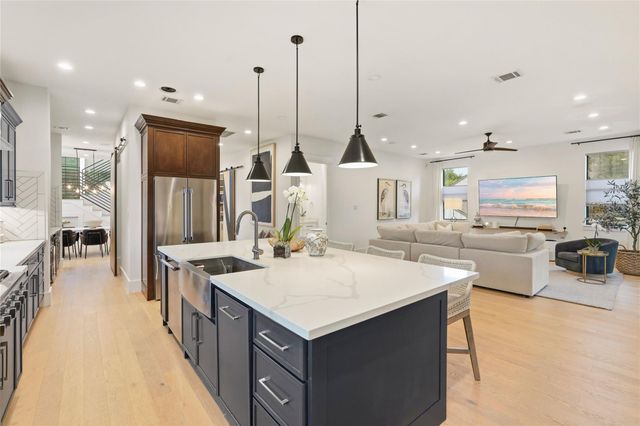 4923 Loch Lomond Drive Drive, Houston, TX 77096