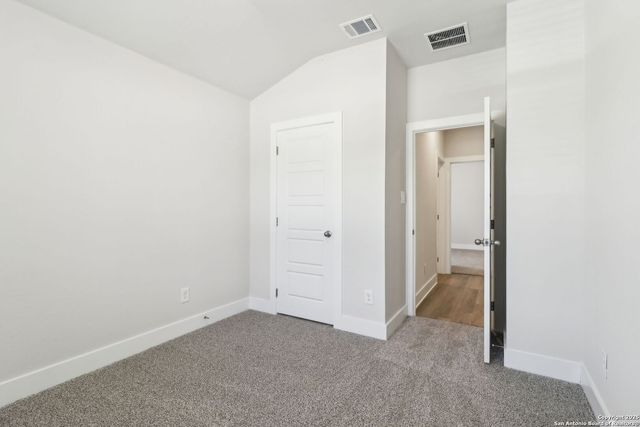 6318 Comanche Coyote, San Antonio, TX 78233