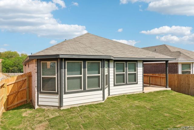 6318 Comanche Coyote, San Antonio, TX 78233