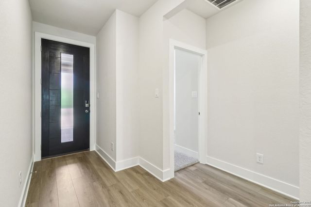 6318 Comanche Coyote, San Antonio, TX 78233