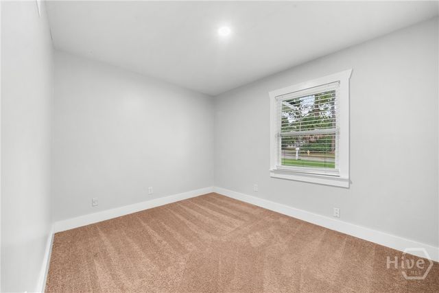 607 Dyches Drive, Savannah, GA 31406