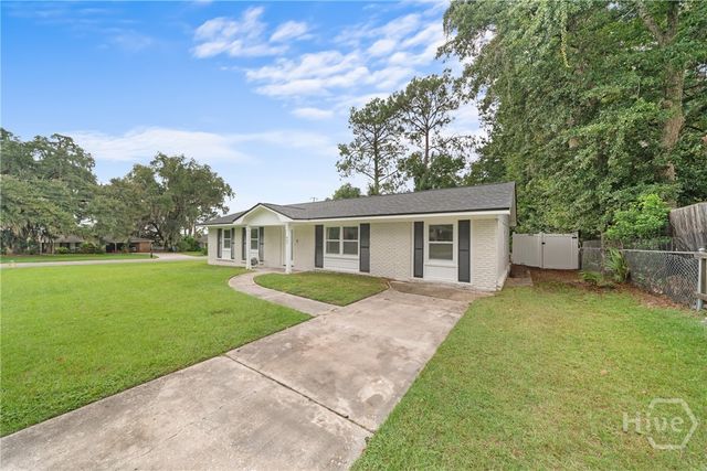 607 Dyches Drive, Savannah, GA 31406