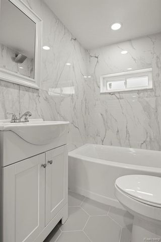 6071 Dexter Street, Romulus, MI 48174