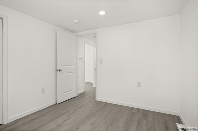 6071 Dexter Street, Romulus, MI 48174