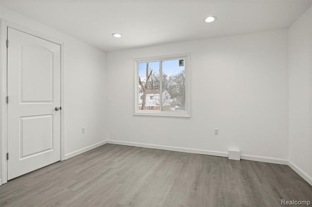 6071 Dexter Street, Romulus, MI 48174