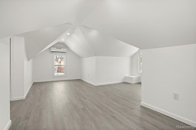 6071 Dexter Street, Romulus, MI 48174