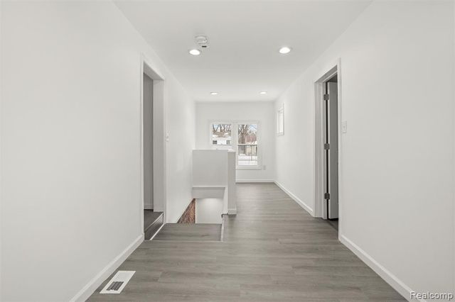 6071 Dexter Street, Romulus, MI 48174