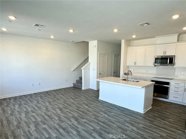 2754 E Bottas Privado, Ontario, CA 91762