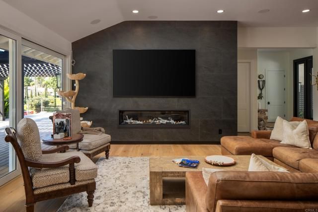 7017 Via Mariposa Sur, Bonsall, CA 92003