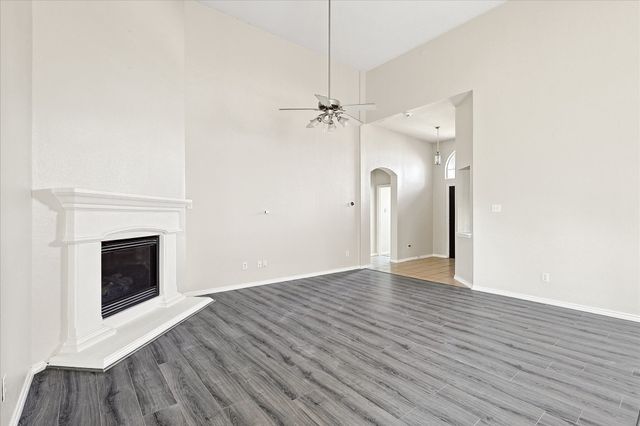 4800 Valley Springs Trail, Fort Worth, TX 76244